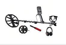 Load image into Gallery viewer, Minelab Equinox 900 Metal Detector with FREE Pro-Find 40 Pinpointer
