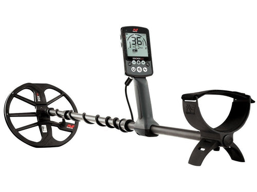 Minelab Equinox 800 Metal Detector w/ 11